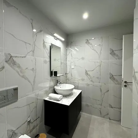 Exarchia B-2 Apartamento *