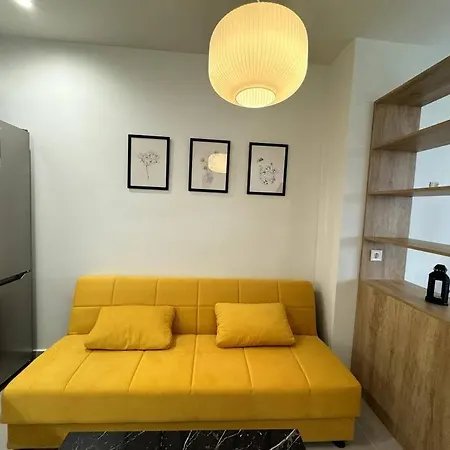 Exarchia B-2 Apartamento *